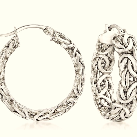 Sterling silver small Byzantine hoop earrings - Picture 4 of 4